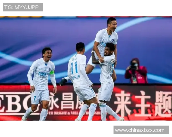 当今足坛巨星争锋 世界级球员们的荣耀与挑战