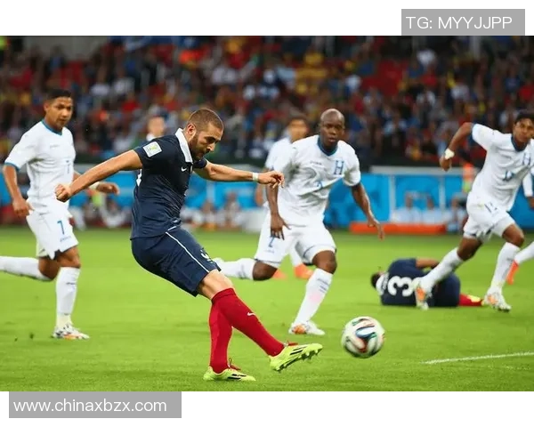 足球历史十大绝杀球星排名揭晓 每一位都是绝对的比赛终结者 足球历史十大绝杀球星排名揭晓 每一位都是绝对的比赛终结者